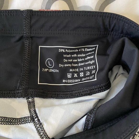 Zero Gravity Leggings - Picture 8 of 10